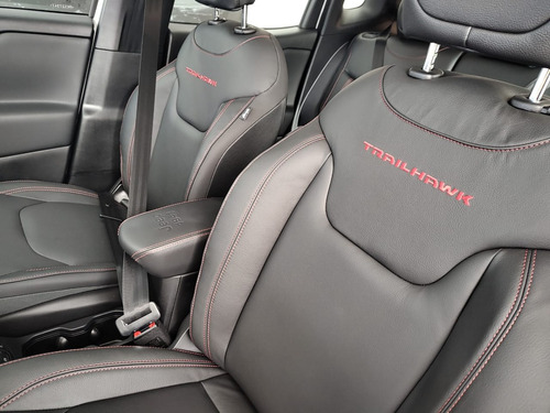 Jeep Renegade 2.4 Trailhawk At9 4x4