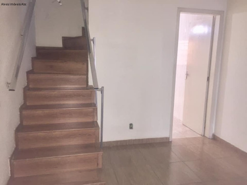 Vendo Sobrado (área Útil 85m²) No Bairro Dos Casa. Aceito Permuta. 2 Dormitórios, 2 Banheiros, Portão Automático. R$ 375 Mil - So00179 - 69338174