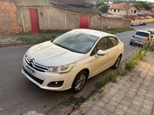 Citroën C4 Lounge 1.6 Thp Exclusive Aut. 4p