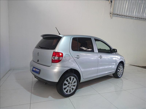Imagem 3 de 12 de Volkswagen Fox 1.0