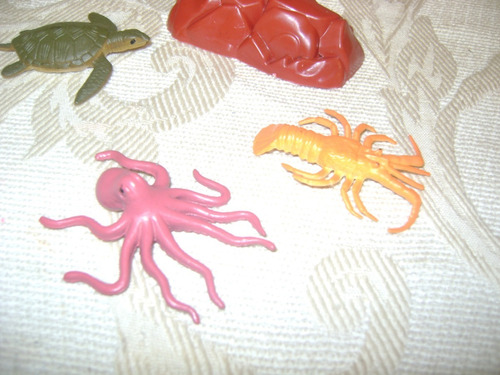 Antiguos 5 Animalitos Marinos Plastico Tipo Eg Toys Pulpo