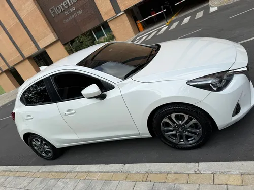 Mazda 2 Grand Touring LX