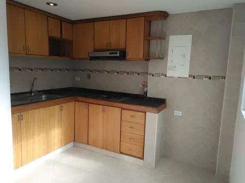 Casa 150 M 2 4 Alcobas, 3 Baños Chia Amplia Central