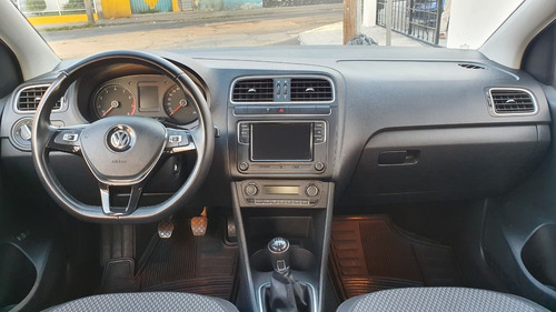 Imagen 11 de 15 de Volkswagen Vento Comfortline Plus Mt 2020