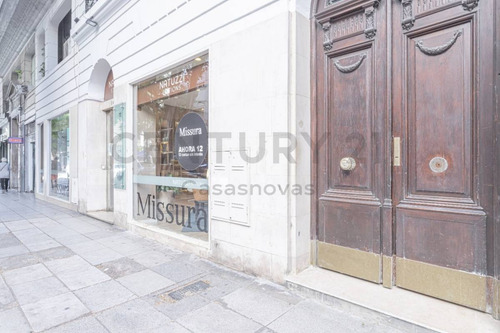 Imagen 16 de 29 de Venta Recoleta - Pza Vte Lopez - Exclusivo Piso 2 Dormitorios - Excelente Estado