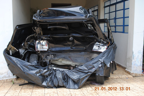 Sucata - Fiat Uno Mille 2008