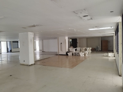 Oficina En Renta En Colonia Del Valle Semiacondicionada (m2o718)