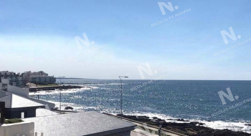 Imagen 3 de 15 de Apartamento De Tres Dormitorios Frente Al Mar, Punta Del Este - Punta Del Este Peninsula