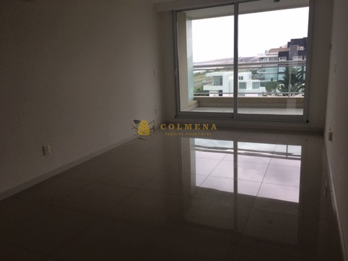 Penthouse En La Mansa Con Vista Al Mar A Estrenar, Cuenta2 Parrilleros Propios,en Azotea Y A Nivel Liv/comedor. Consulte!!!!!! Se Puede Financiar.- Ref: 2051