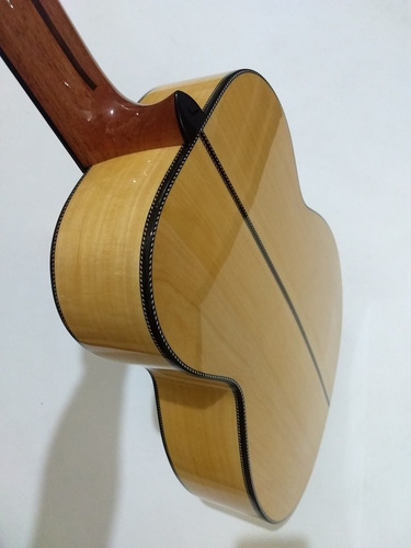 Imagem 7 de 10 de Violão Luthier Araújo 7 Cordas Marfim Alessandro Penezzi