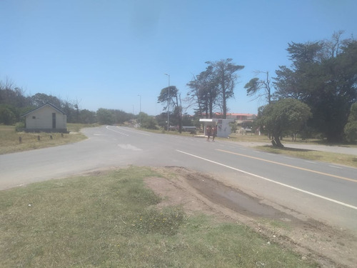 Imagen 8 de 14 de En San Eduardo Chapadmalal, Gran Casa A Terminar De 4 Ambientes, 150 M2 Cubiertos, A 3 Cuadras Del Mar