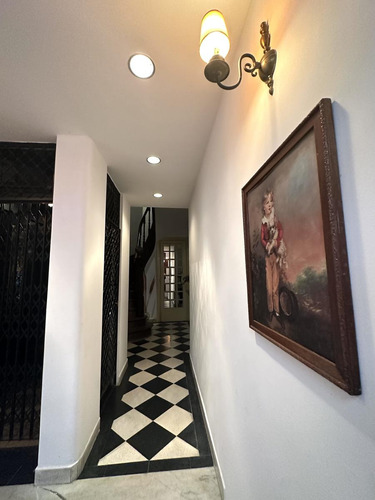 Espectacular Casa Estilo Frances De Mucha Categoria 8 Ambientes Con Cochera