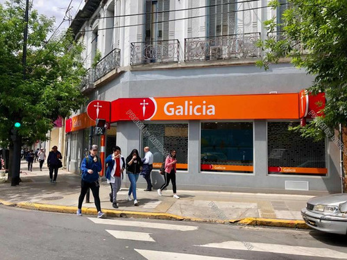Venta Local En Paternal - Cuadra Altamente Transitada Con Excelente Renta