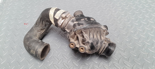 Toma De Agua Termostato Bmw 530i 2008 3.0 V6 Automático (Usado)