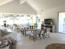 Comprar Alquiler Casa De Moderna Construccion En Pinar Del Faro 5 Dormitorios 