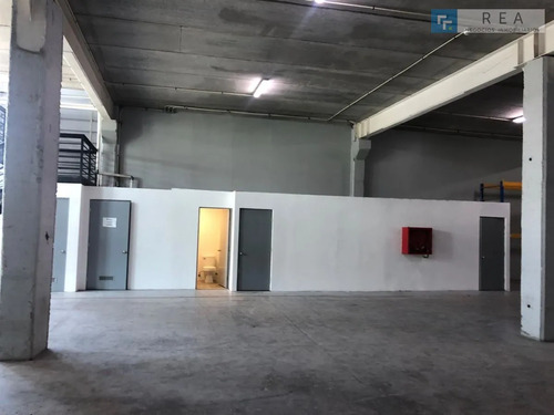 Bodegas En Arriendo En Vespucio Con Ruta 5 Norte