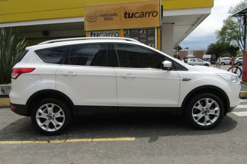 Ford Escape 2.0 Titanium