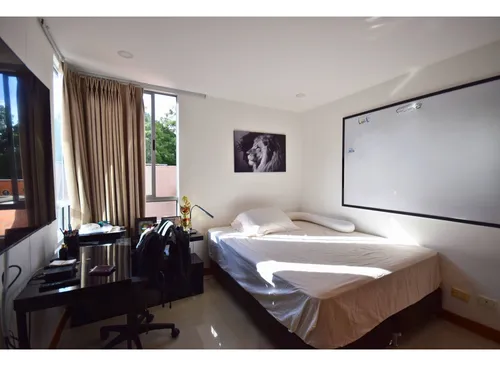 Se Vende Apartamento En El Primer Parque De Laureles