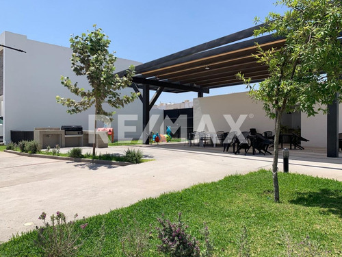 Imagen 23 de 25 de Casa En Renta En Villa Frondoso - (2)