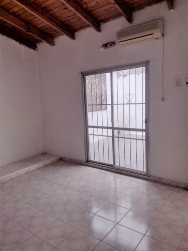 Imagen 2 de 10 de Venta - Depto 5 Amb - Chubut 4424 - Ciudadela