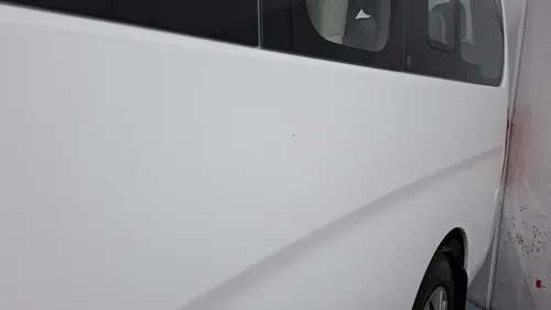 Nissan Nv350 Urvan 2.5 15 Pasajeros Amplia A/a Paq Seg