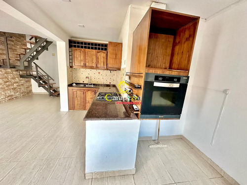 Hermosa Casa 5 Amb En Venta En Barrio Altos De Podesta / Reservada !!!