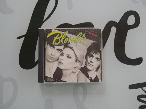 Blondie - Eat To The Beat