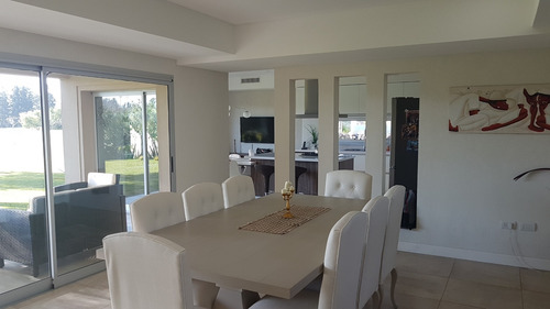 Imagen 3 de 14 de Casa En Venta En Saint Thomas