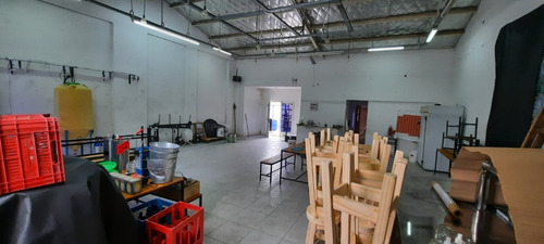 Imagen 8 de 22 de Gran Oportunidad...vende O Vende ...casa De 4 Ambientes Con Galpón De 100 Metros ... Buen Estado...consúltenos