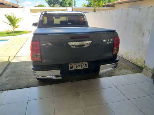 Toyota Hilux 2.7 Srv Cab. Dupla 4x2 Flex Aut. 4p