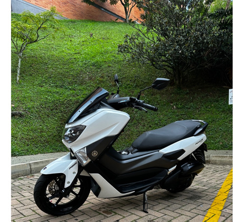 Nmax Yamaha Modelo 2022