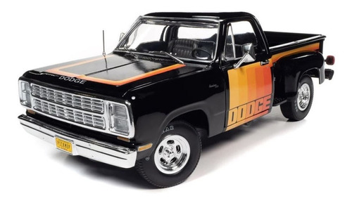 Dodge Pickup Step Side 1980  1:18 Autoworld