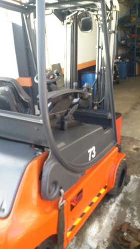 Empilhadeira Elétrica Linde E 20 4 Rodas