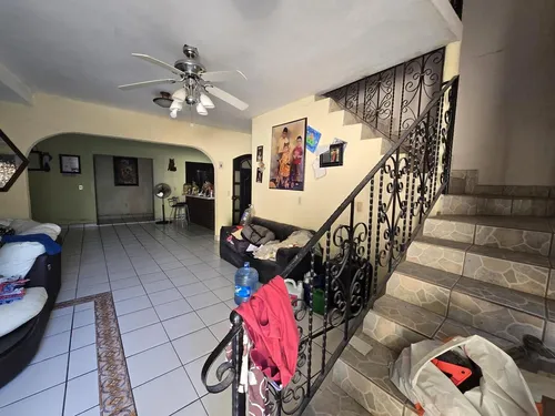 Casa En Venta En Fracc. Las Flores