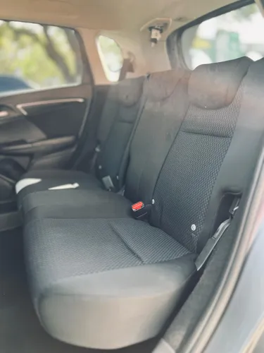 Honda Fit Plateada 2020