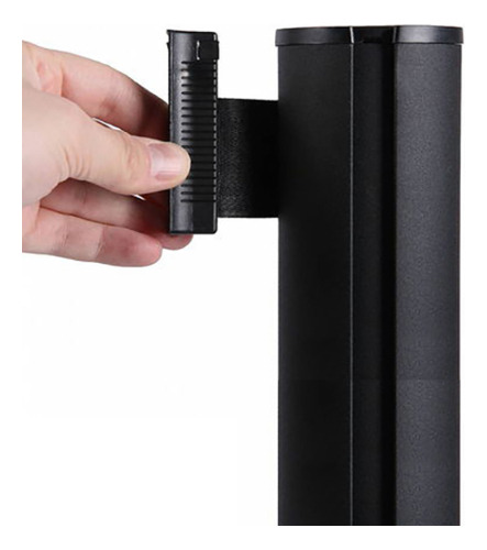 Set De5 Postes Y Cinta Negra Retráctil Para Control De Filas