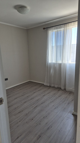 Arriendo Hermosa Casa En Condomino Buin