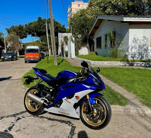 Yamaha R6 2012