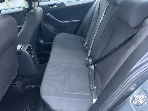 Volkswagen Vento 2.0 Advance 115cv