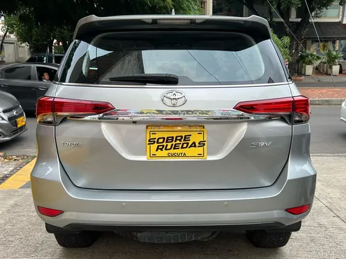 Toyota Fortuner Srv 2.7 A Gasolina Mod 2020