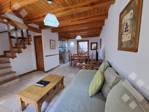 Venta Cabaña 3 Ambientes Con Piscina Y Sauna - Zona Centro- San Martin De Los Andes