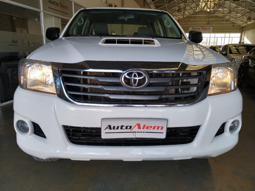 Imagen 2 de 8 de Toyota Hilux 3.0 Sr 4x2 Modelo 2014