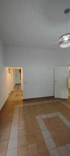 Alquiler De Casa En Isidro Casanova, La Matanza