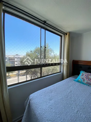 Departamento En Venta De 3 Dorm. En Maipú