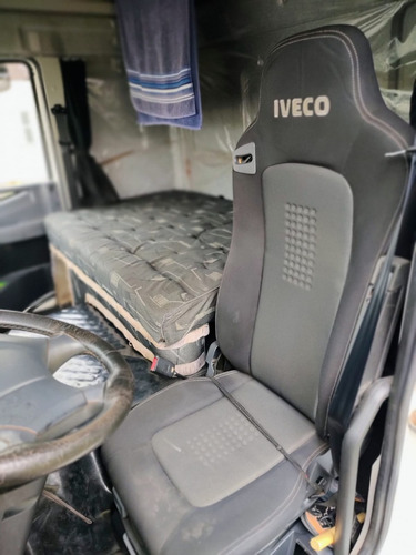 Imagem 11 de 14 de Iveco Stralis 480 6x4 2015 Automático