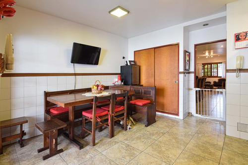 Imagen 10 de 29 de Hermoso Duplex - Máster Suite 2 Dormitorios - Jardín - Parrilla - Pileta - Playroom - Cochera - Villa Urquiza