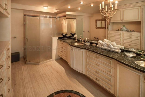 Imagen 3 de 21 de Casa En Venta Mls #22-19932 - Laura Colarusso