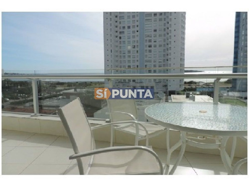 Imagen 2 de 11 de Apartamento Con Todos Los Servicios!