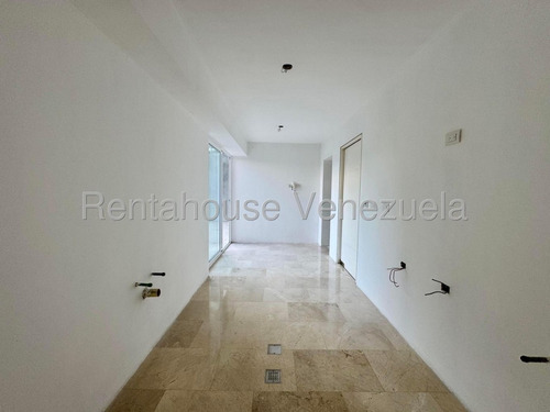 Apartamento A Estrenar En Venta Oportunidad, Urb. Country Club