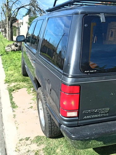 Ford Explorer 4.0 Xlt 4x4 At